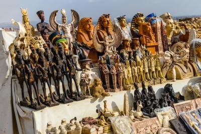 Explore Unique Egyptian Souvenirs Available in Local Street Shops – Free Download