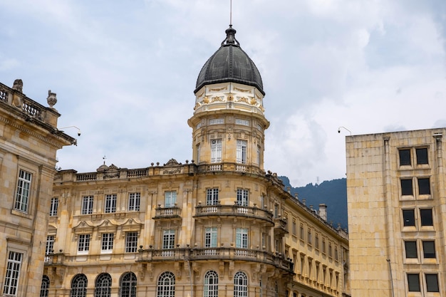 A Building Featuring a Dome and Clock – Free Stock Photo for Download