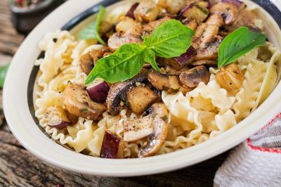 Vegetarian Pasta with Mushrooms and Aubergines – Italian Vegan Meal | Free Download