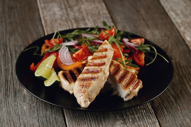 Delicious Grilled Chicken with Vegetables for Dinner – Free Stock Photo, Download Free