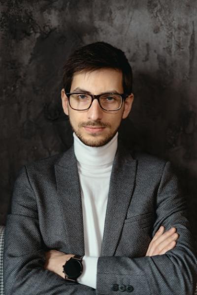 Confident Young Businessman in Glasses – Free Stock Photo, Download for Free