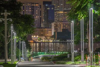 Stunning Illuminated Buildings by the Lake – Free Stock Photo Download