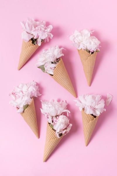 Abstract Bouquet of Flowers as Ice Cream – Free Download