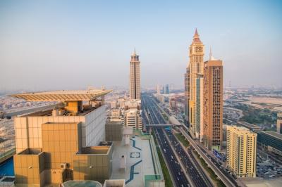 Stunning Dubai Skyline at Sunset – Free to Download