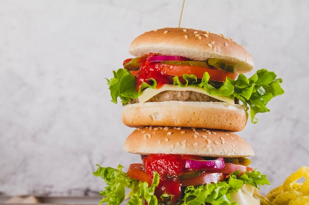 Tasty Burgers with Lettuce, Cheese, and Tomato – Free Stock Photo for Download