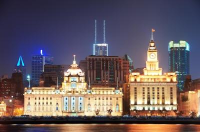 Shanghai Historic Architecture at Night Overlooked by Huangpu River – Free Download