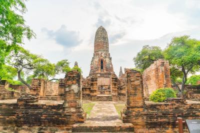 Beautiful Old Architecture of Historic Ayutthaya in Thailand – Free Download