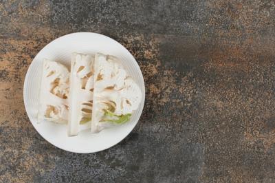 Toothsome Sliced Cauliflower on a Plate: Free Stock Photo for Download