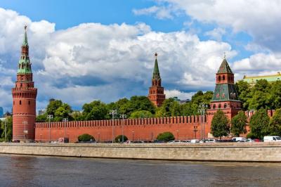 Moscow City View Featuring Red Kremlin Towers and Wall – Free Download