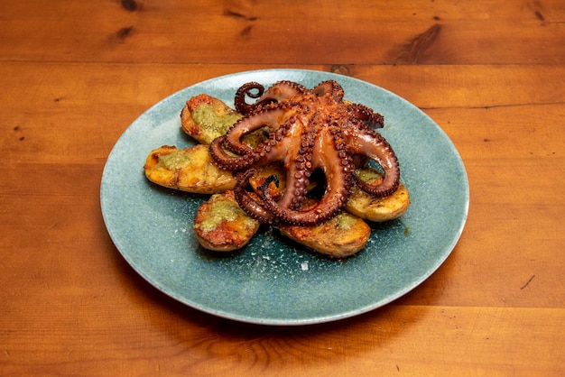 Grilled Octopus Recipe: Juicy Inside and Crunchy Outside with Potatoes and Ajoaceite – Free Download