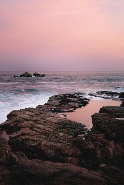 Stunning Pink and Purple Sunset over South Africa’s Ocean Coast – Free Download