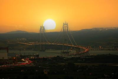 Osmangazi Bridge: A Stunning Landmark in Izmit Bay, Kocaeli, Turkey – Free Download