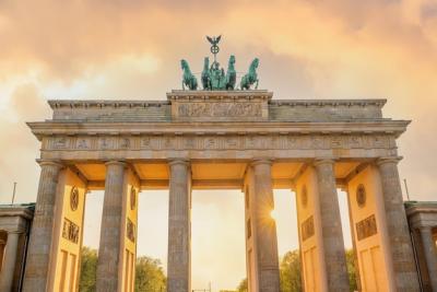 The Brandenburg Gate in Downtown Berlin, Germany – Free Stock Photo for Download