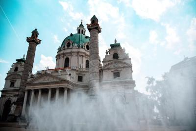 Stunning Views of Vienna Cathedral – Free Download