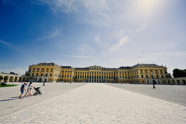 Mother and Children at SchÃ¶nbrunn Palace in Vienna, Austria – Free Stock Photo Download