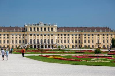 Summer Imperial Palace Schoenbrunn in Vienna, Austria – Free Stock Photo Download