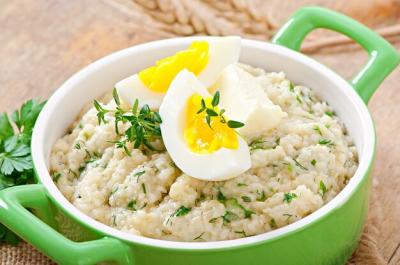 Wheat Porridge with Herbs – Free Stock Photo for Download