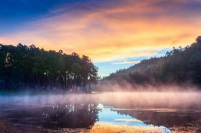 Beautiful Morning at Pang Ung Lake in Mae Hong Son, Thailand – Free Download