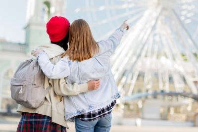 Girlfriends Enjoying the London Eye – Free Download