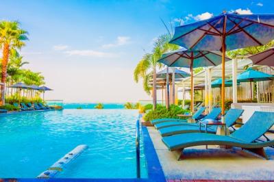 Luxury Beach Pool Scenery â Free Download, Free Stock Photo