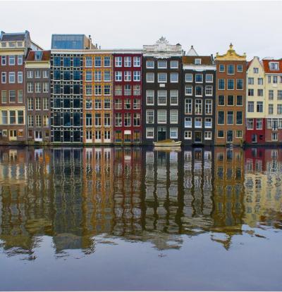 Stunning Reflection of Buildings in Canal – Free to Download