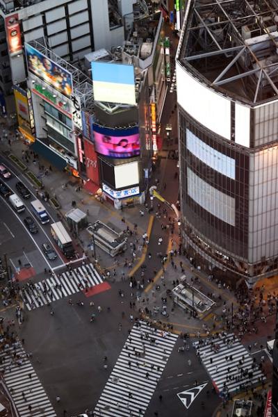 Beautiful City Landscape with People on Streets – Free Download Free Stock Photo