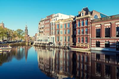 Traditional Dutch Houses and Amsterdam Canals – Free Stock Photo for Download