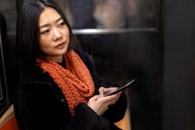Smartphone Use in City Subway: Free Stock Photo for Download