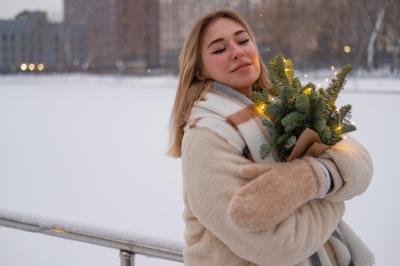 Beautiful Girl Posing on the Street in Winter Moscow – Free Stock Photo, Download for Free