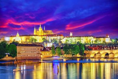 Stunning View of Prague Castle and Charles Bridge – Free Stock Photo for Download
