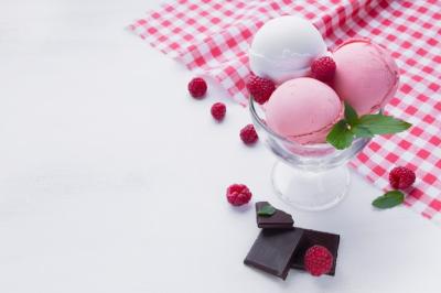 Delicious Glass of Vanilla and Raspberries Ice Cream – Free Download