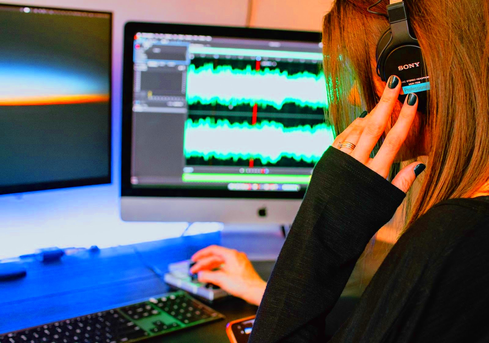 How to Become a Freelance Audio Editor Complete Guide Selfgood