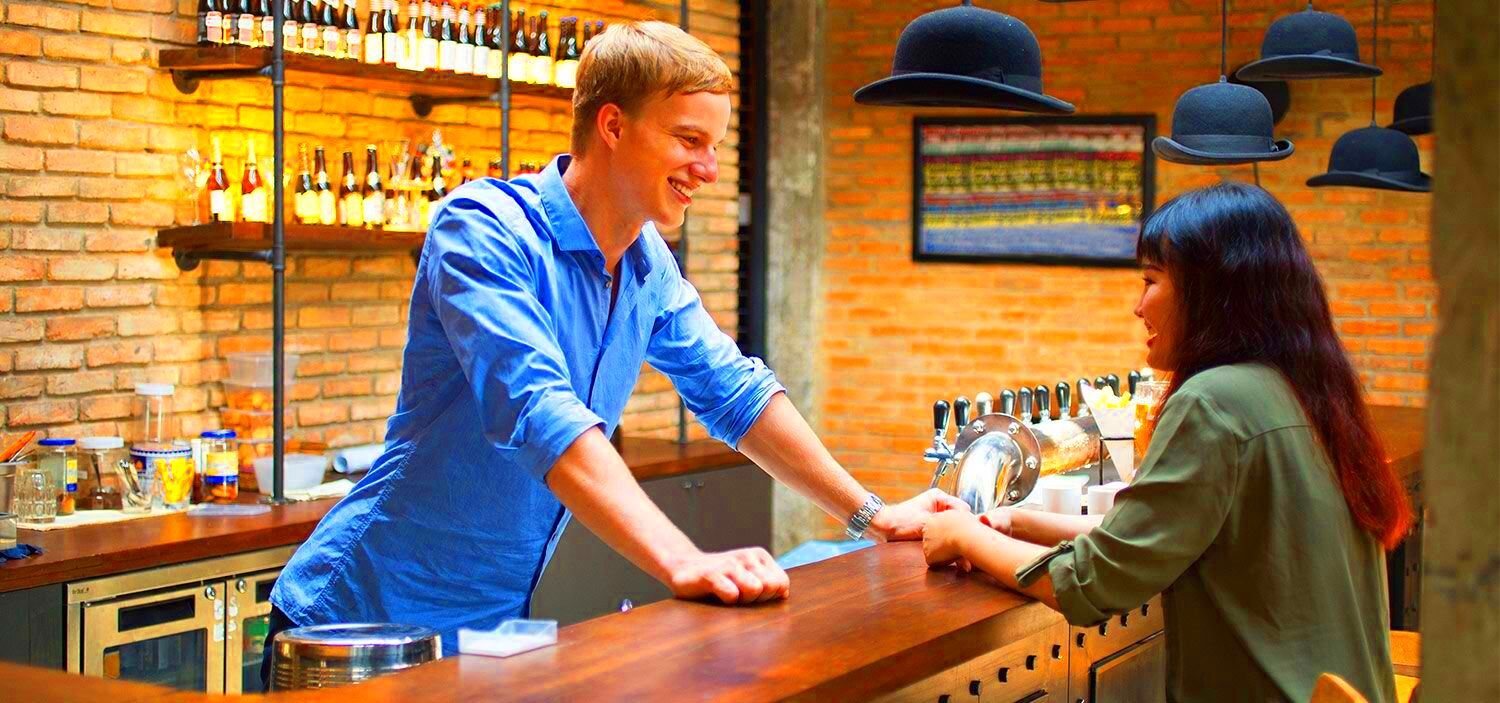 How to Become a Successful Freelance Bartender  Key Points