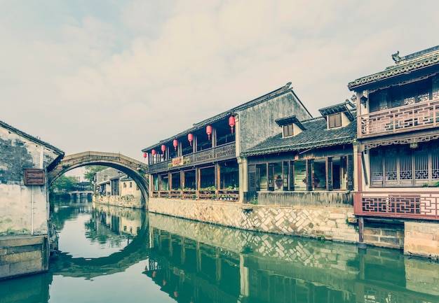 South Pier Boats: Nostalgic Travel Moments – Download Free Stock Photo