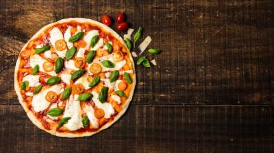 Pizza on Wood Table – Free Stock Photo for Download