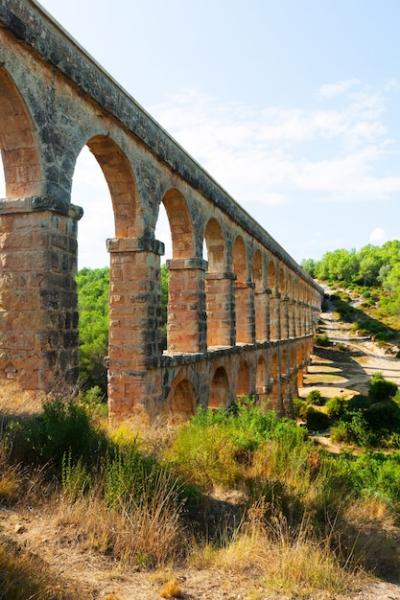 Ancient Aqueduct on a Sunny Day – Free Download