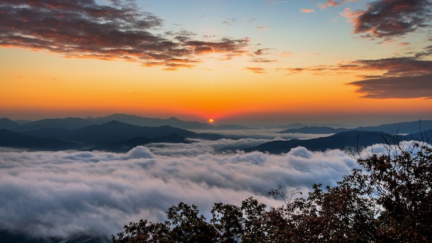 Seoraksan Mountains Shrouded in Morning Fog and Sunrise in Seoul, Korea – Free Download