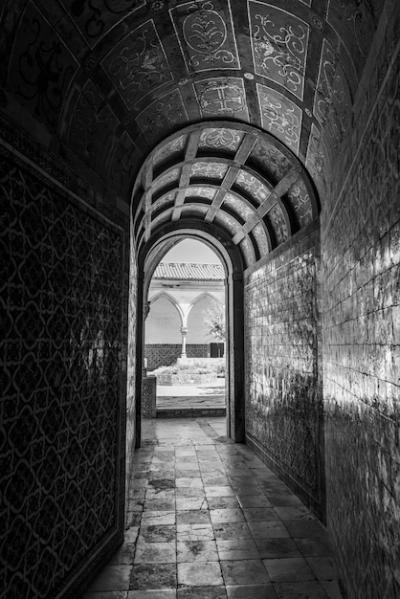 Greyscale of the Halls of The Convent of Christ in Tomar, Portugal – Free to Download