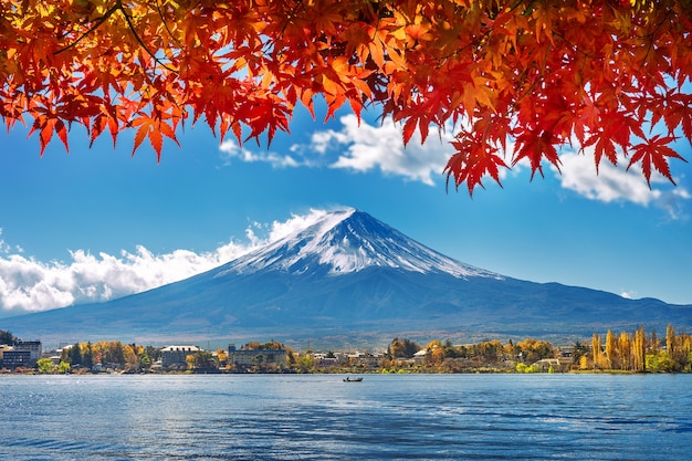 Autumn Season at Kawaguchiko Lake with Mountain Fuji – Free Stock Photo for Download