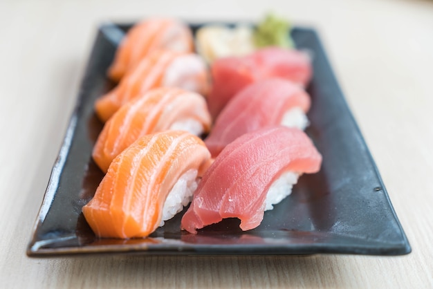 Sushi Salmon and Tuna – Free Stock Photo for Download