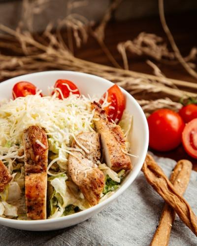 Caesar Chicken with Lettuce, Cheese, Tomato, and Anchovies – Free Download