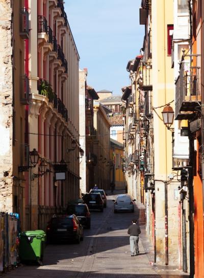 Discover the Charm of Street in Logrono, La Rioja – Free Stock Photos for Download