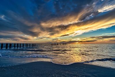 Beach Sunset with Vertical Wooden Planks – Free Stock Photo, Download for Free