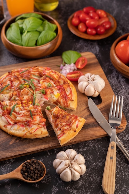 Delicious Pizza on a Wooden Plate – Free Download