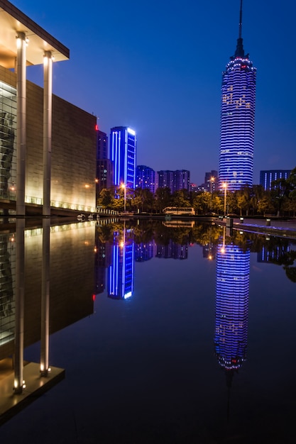 Building at Night: High-Quality Free Stock Photo for Download