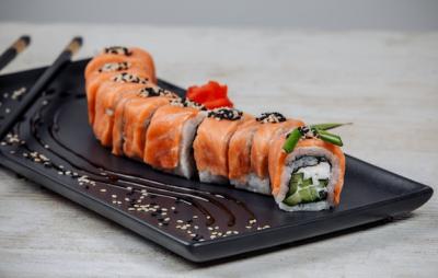 Close-Up of Salmon-Cucumber Sushi Rolls – Free Download