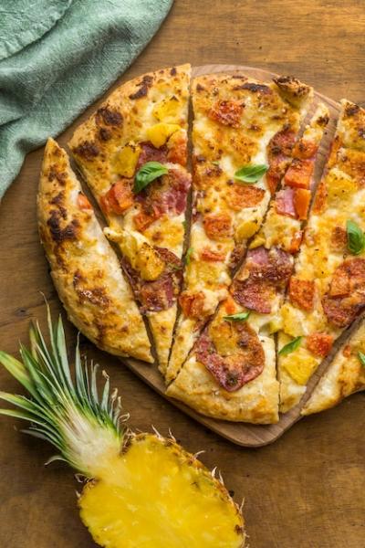 Delicious Baked Pineapple Pizza – Free Download