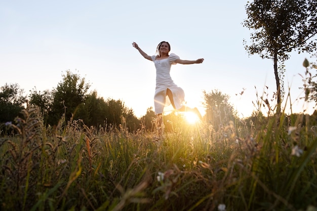 Smiley Woman Running: Free Download of Vibrant Stock Photo