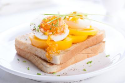 Cooked Egg and Tomato on Slice of Bread – Free to Download