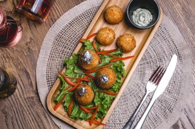 Cheese Balls on Lettuce Leaves with Sauce – Free Download